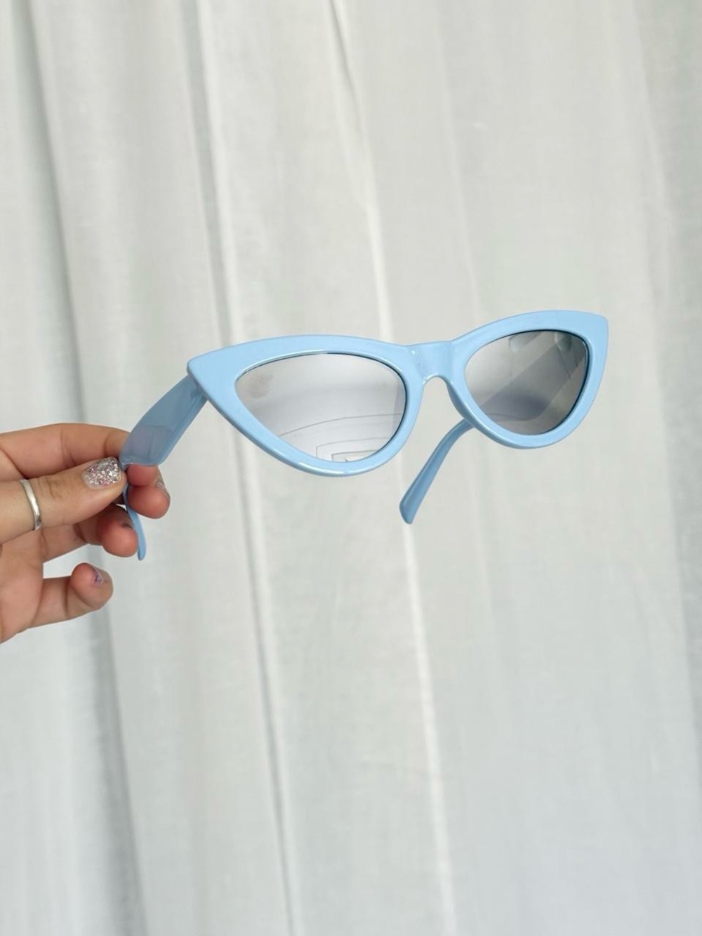 ❀ baby blue mirrored cat eye sunglasses ❀
